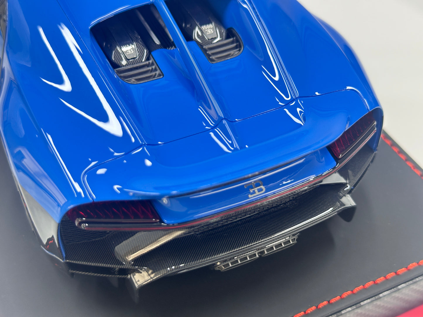 BBA MODEL 1/18 Bugatti Chiron Profiler Blue BBA073