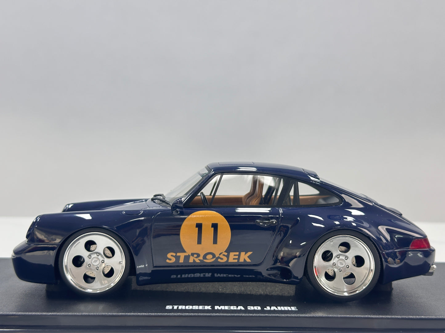 GT Spirit 1/18 Porsche Strosek Mega 30 Blue GT969