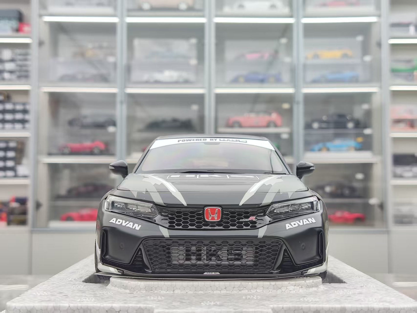 MOTORHELIX 1/18 Honda Civic Type R (FL5) HKS Livery Matte Black MH351