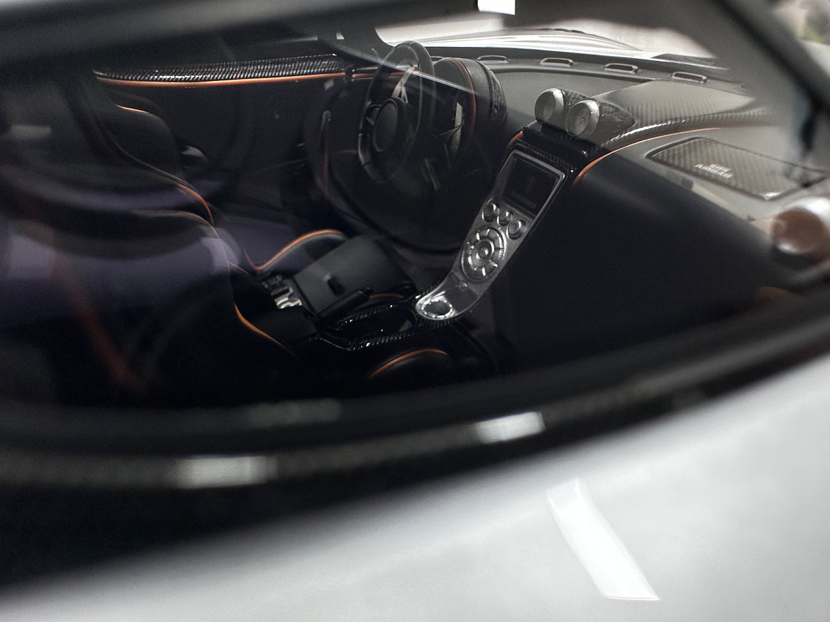 BBA Model 1/18 Koenigsegg One:1 Silver BBA098