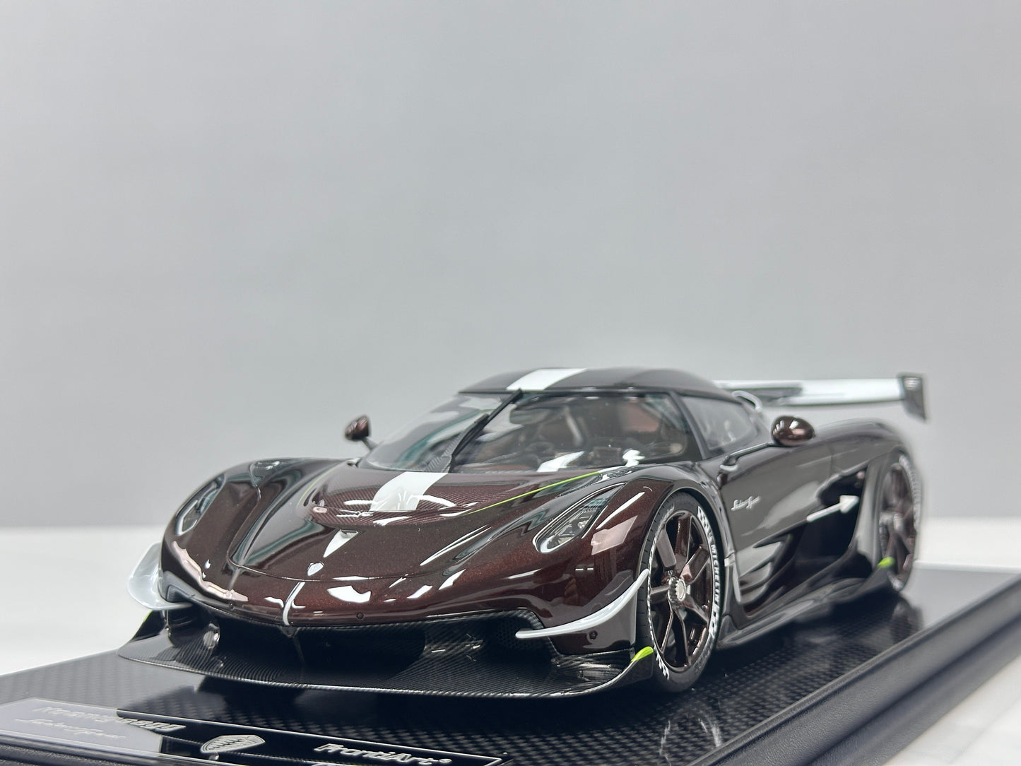 FRONTIART 1/18 Koenigsegg Jesko "Sadair's Spear" – Brown (FA198)