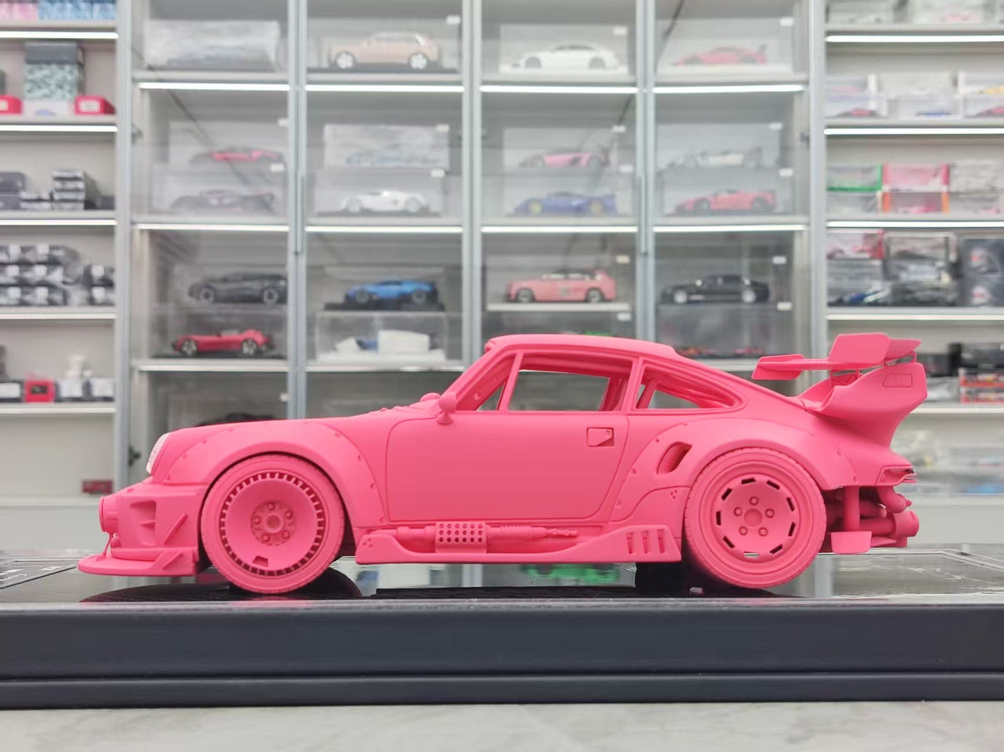 MCM 1/18 Porsche RWB 964 heavily modified pink limited edition car model MCM018