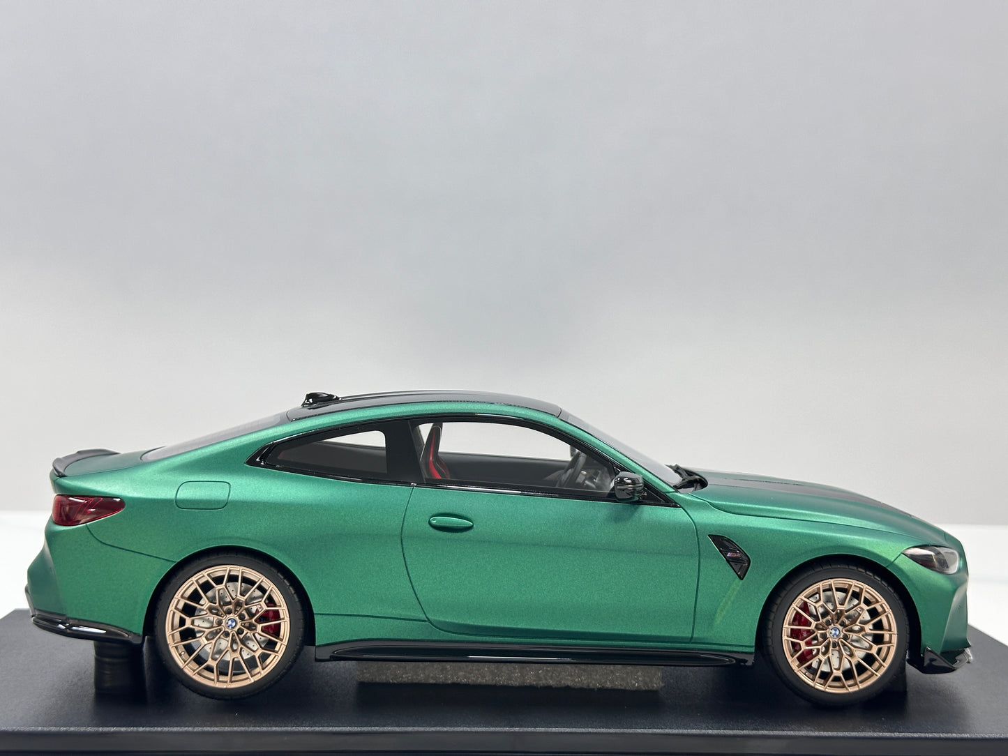 GT Spirit 1/18 BMW M4 CS Green GT994