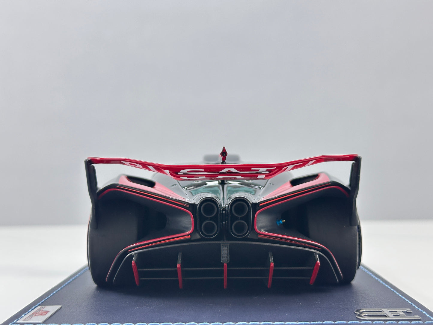 MR 1/18 Bugatti Bolide – Italian Red (BUG014C)