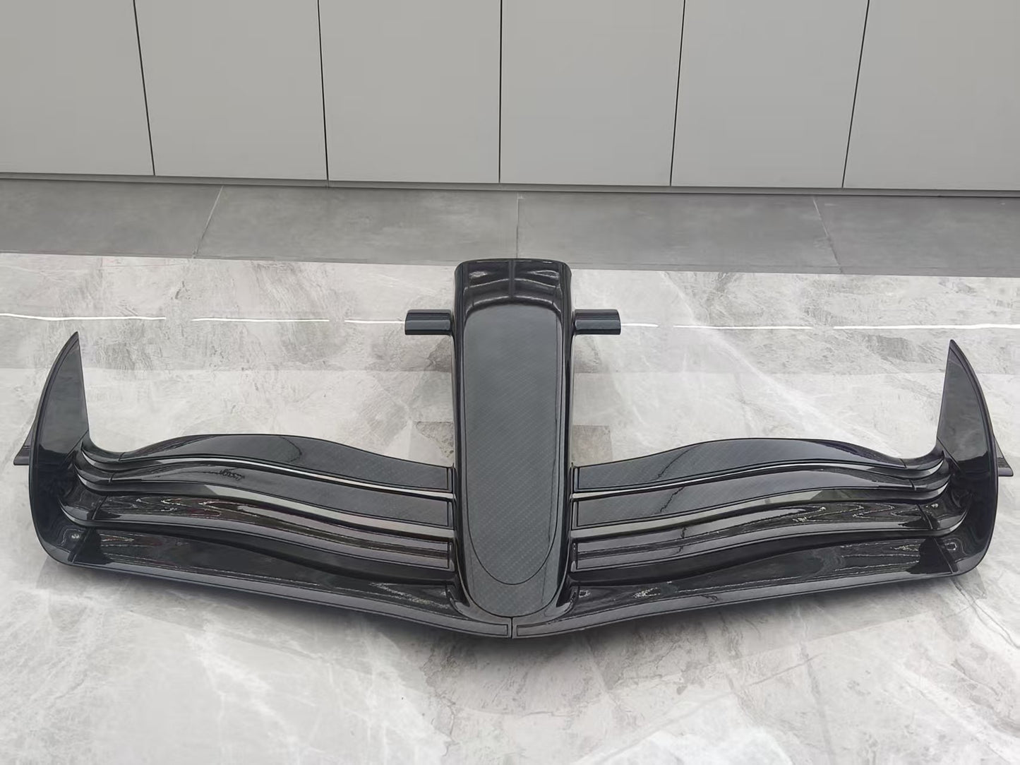 Downforce 1/3 Formula One front wing, handcrafted resin, decorative piece, wall-mountable, carbon fiber, nude finish, can be customized with stickers.