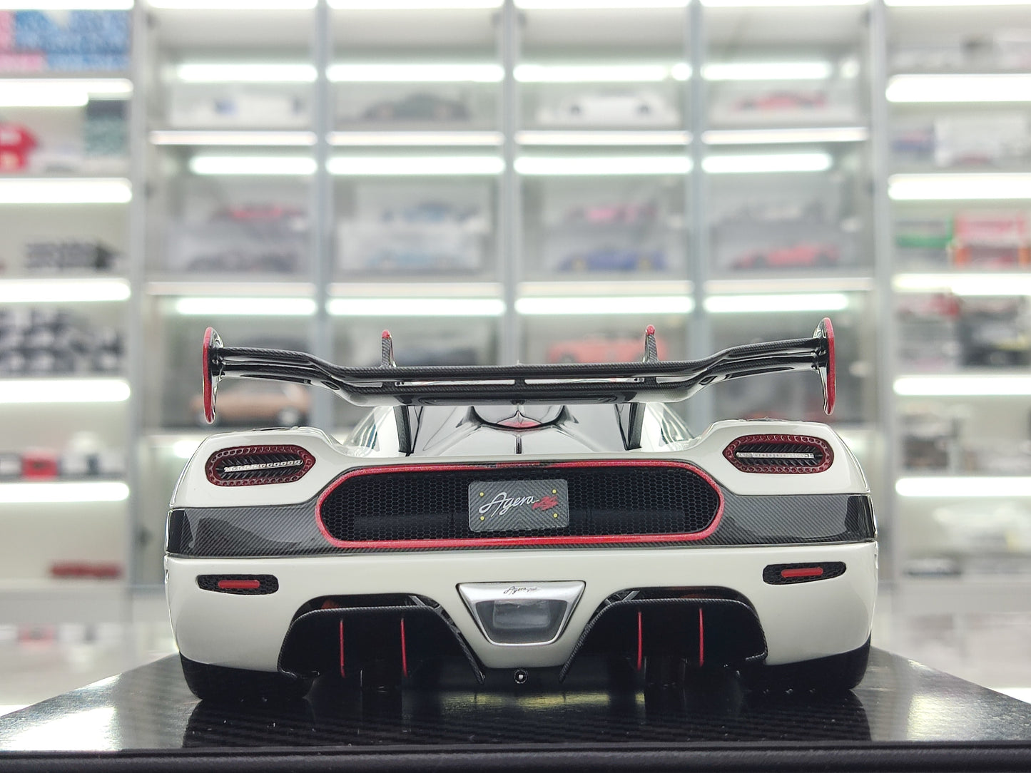 FRONTIART 1/18 Koenigsegg Agera RSR Pearl White FA102