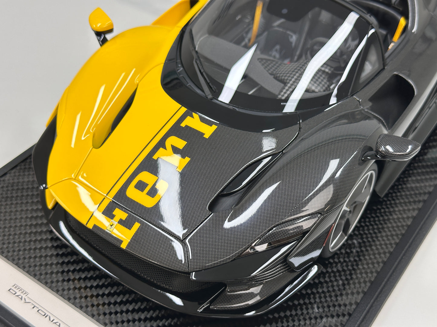 BBR 1/12 Ferrari SP3 Daytona 599+1 Spider – Modena Yellow (BBR1217O)