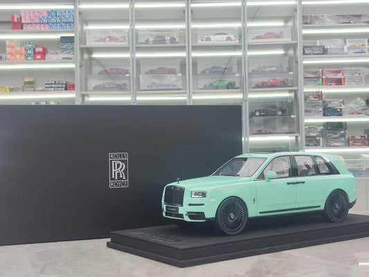 GL 1/18 Rolls-Royce Cullinan Saga Green JS-GL028