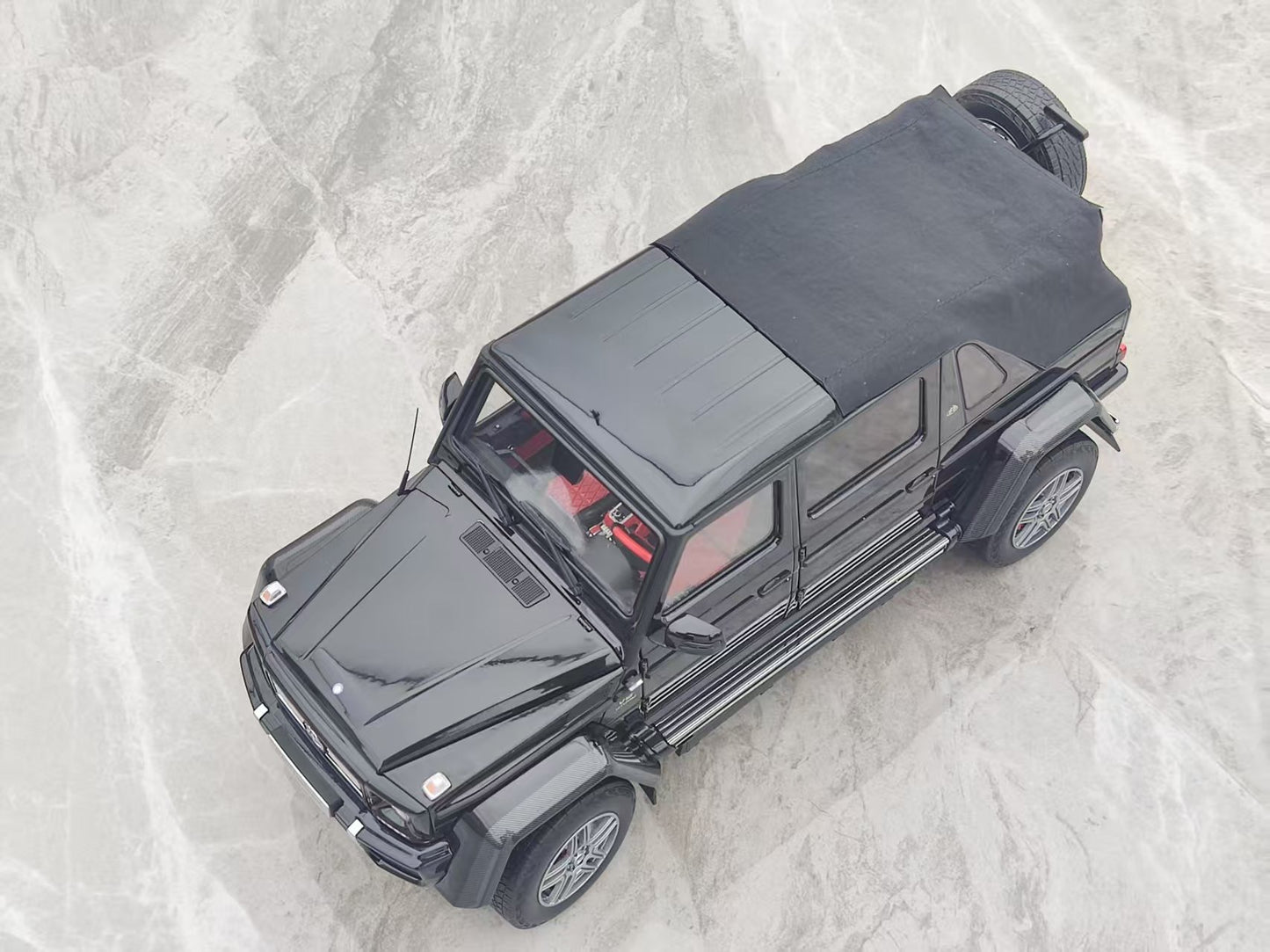 Almost Real 1/18 Mercedes-Maybach G650 Landaulet Metallic Black 820212