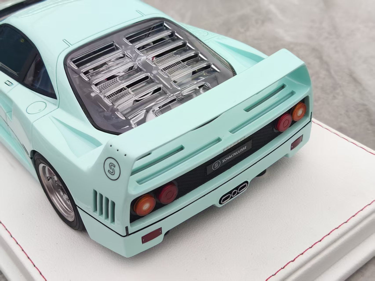 GL 1/18 Ferrari F40 Tiffany Resin Model JS-GL011