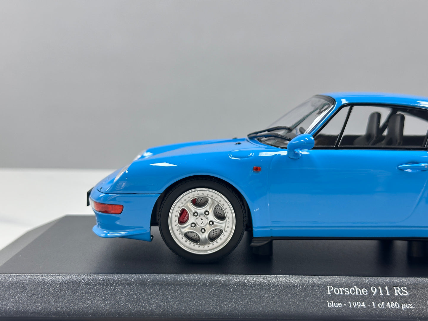 MINICHAMPS 1/18 Porsche 911 RS (993) - 1994 Blue 155061121