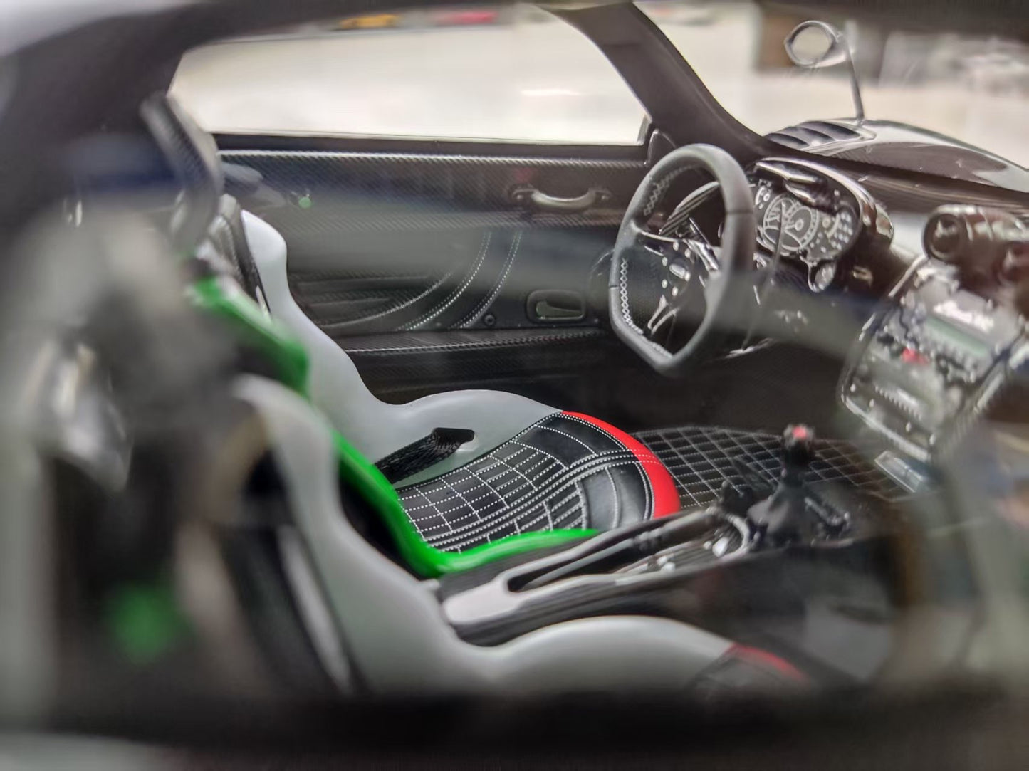 HH Model 1/18 Pagani Zonda Specials KAQ HH557