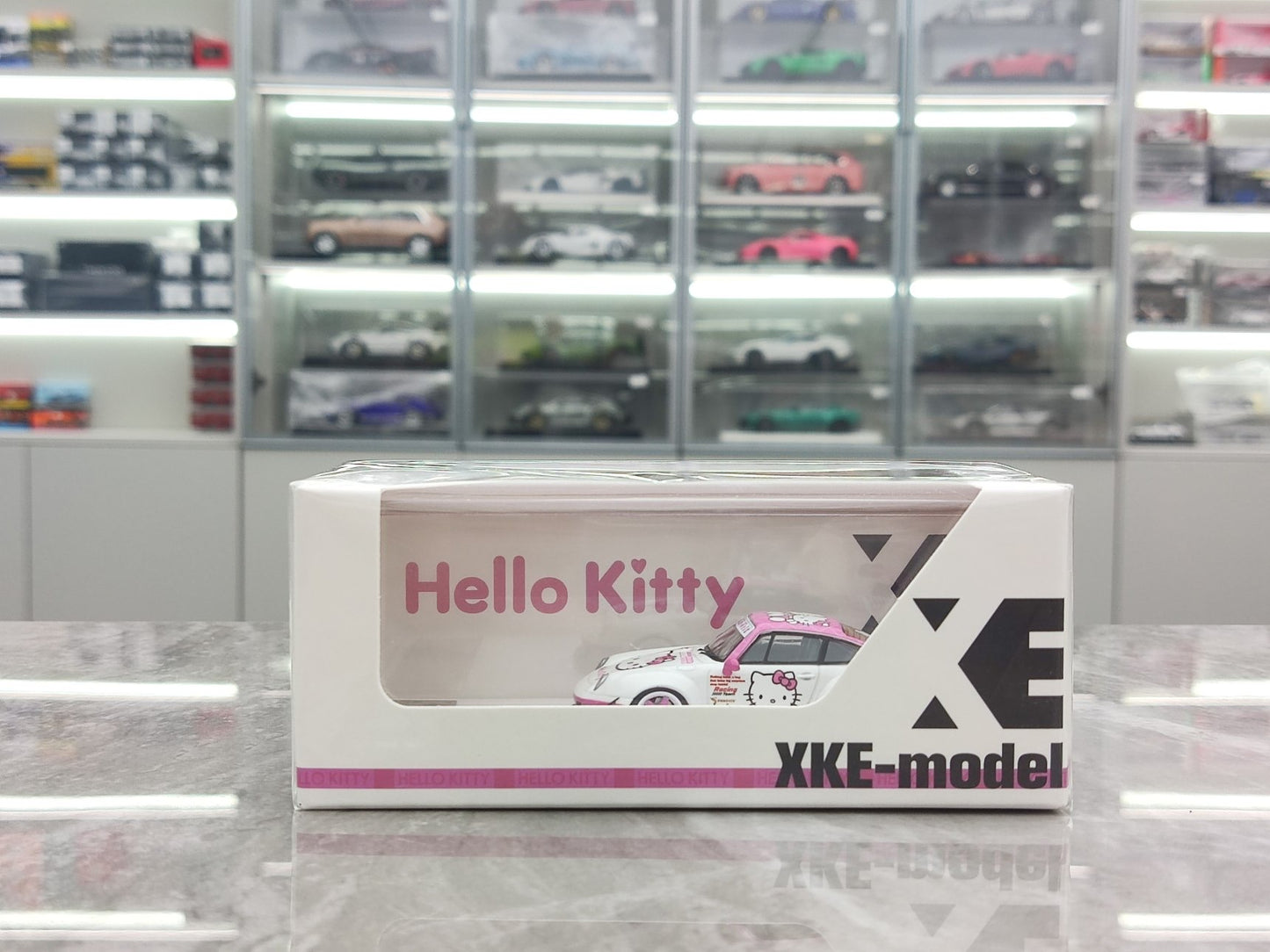 XKE MODEL 1/64 Porsche RWB 993 Hello Kitty livery XKE002