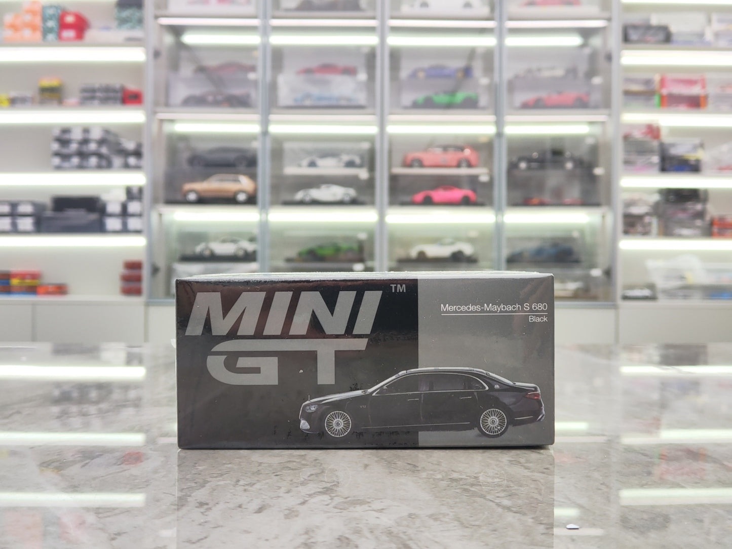 MINIGT 1/64 Mercedes-Maybach S 680 black MGT00977