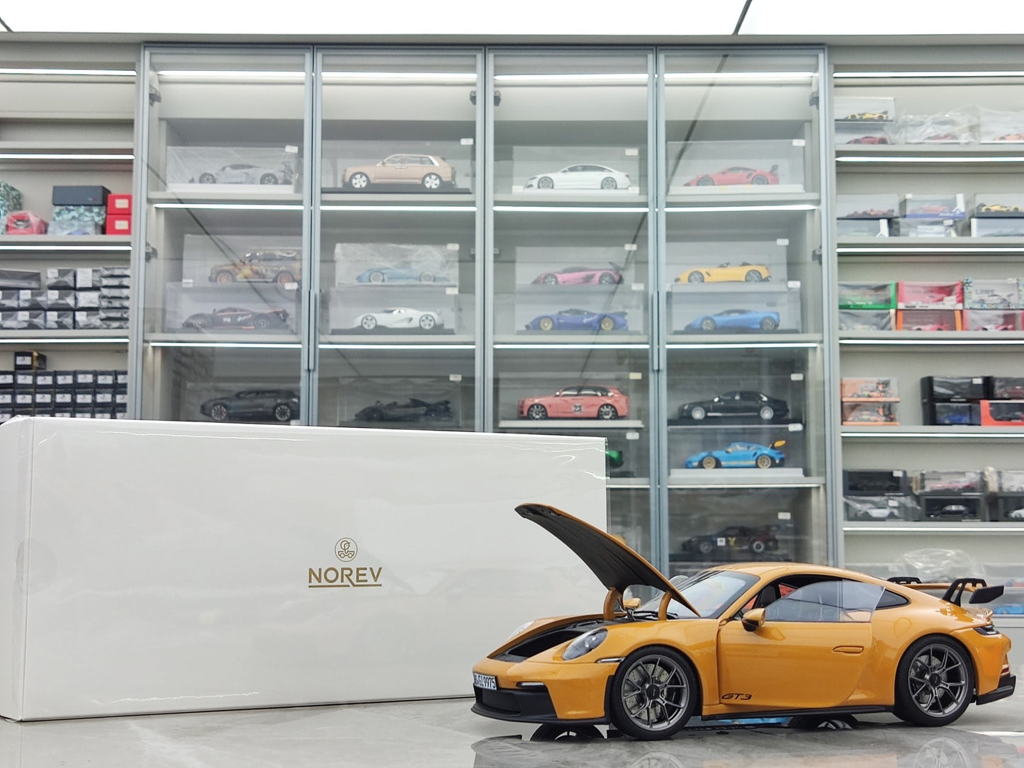 NOREV 1/18 Porsche 911 GT3 Yellow 187387