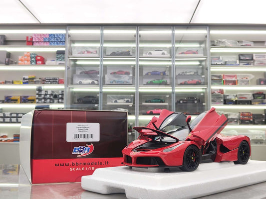 BBR Ferrari LaFerrari a escala 1/18, modelo de metal fundido a presión (piezas totalmente funcionales) - Rojo (BBR182221-7)
