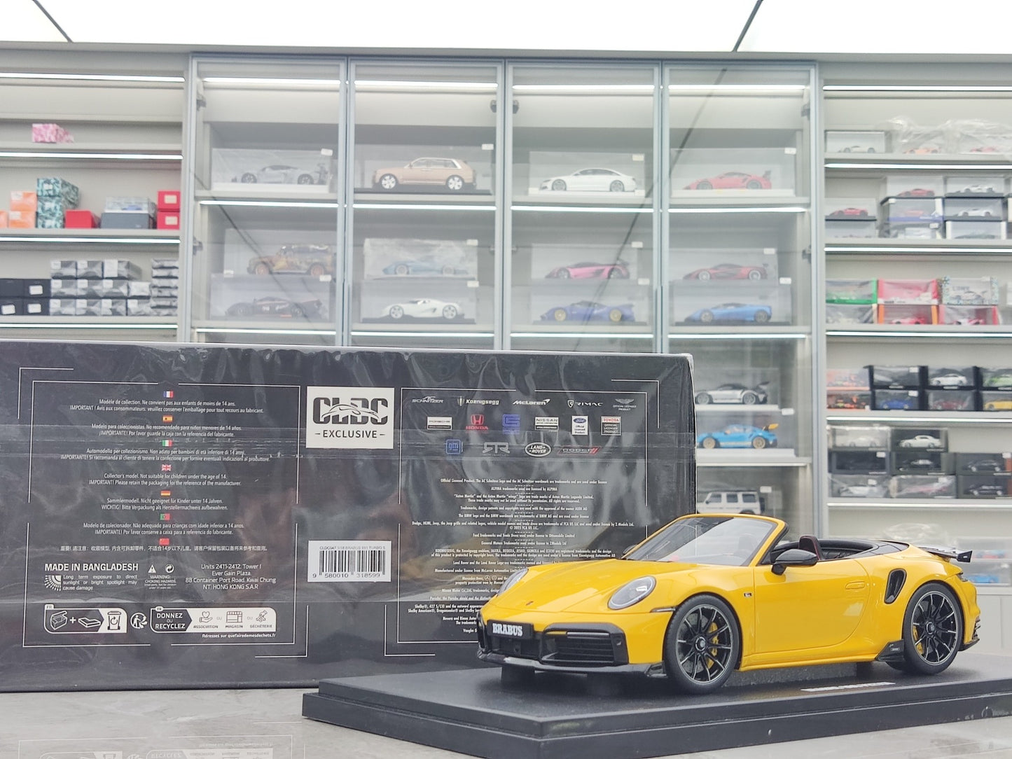 GT Spirit 1/18 Brabus 911 Turbo S Cabriolet Yellow CLDC047