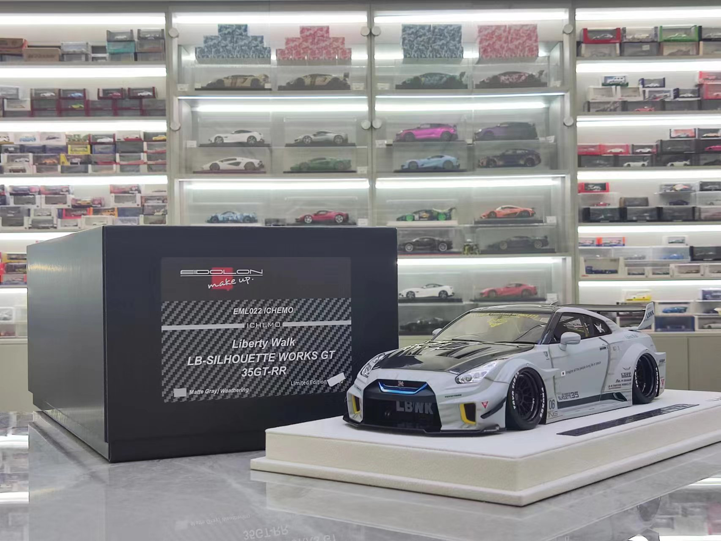 MAKEUP 1/18 Nissan 35GT-RR Battle Grey EML022ICHEMO