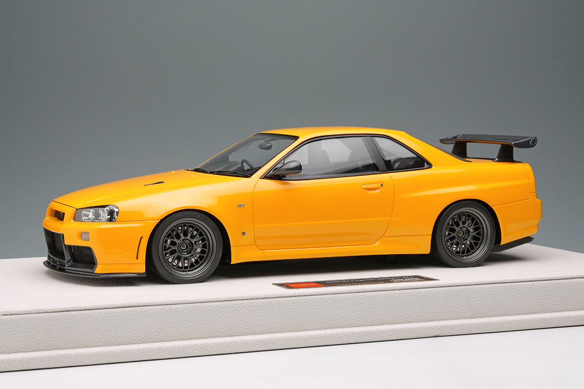 MAKEUP 1/18 Nissan Mine's Skyline GT-R (BNR34) Pearl Yellow EML130C