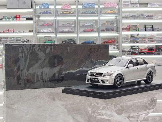 GT Spirit 1/18 Mercedes-Benz C63 AMG Silver GT462