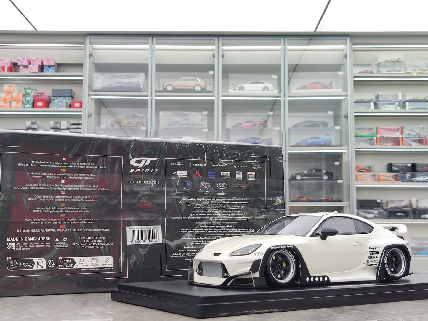 GT Spirit 1/18 Toyota GR86 Crystal White GT498