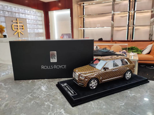 HH Model 1/18 Rolls-Royce Cullinan – LV Livery (HH076)
