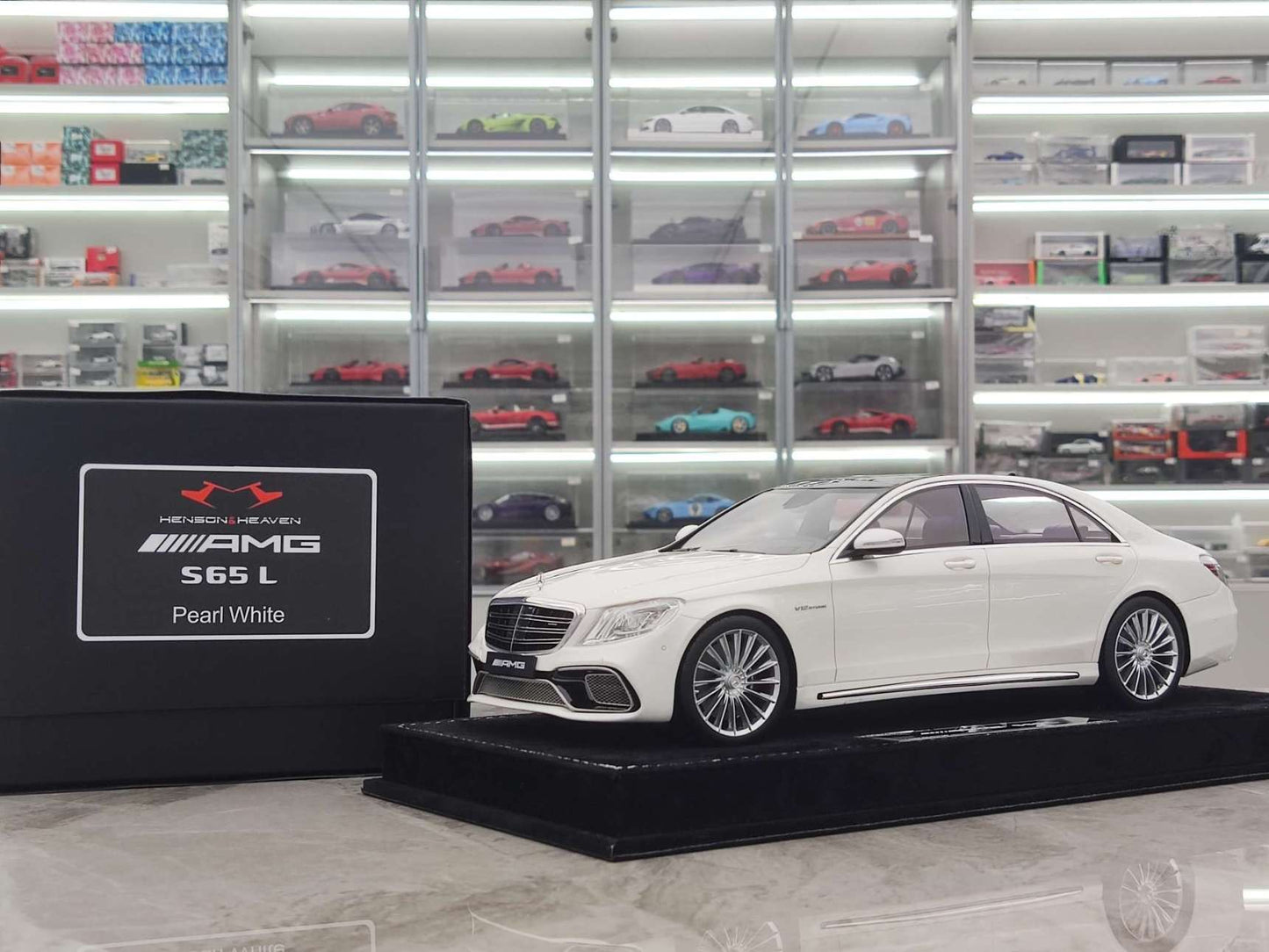 HH Model 1/18 Mercedes-Benz S65L AMG W222 Pearl White HH412